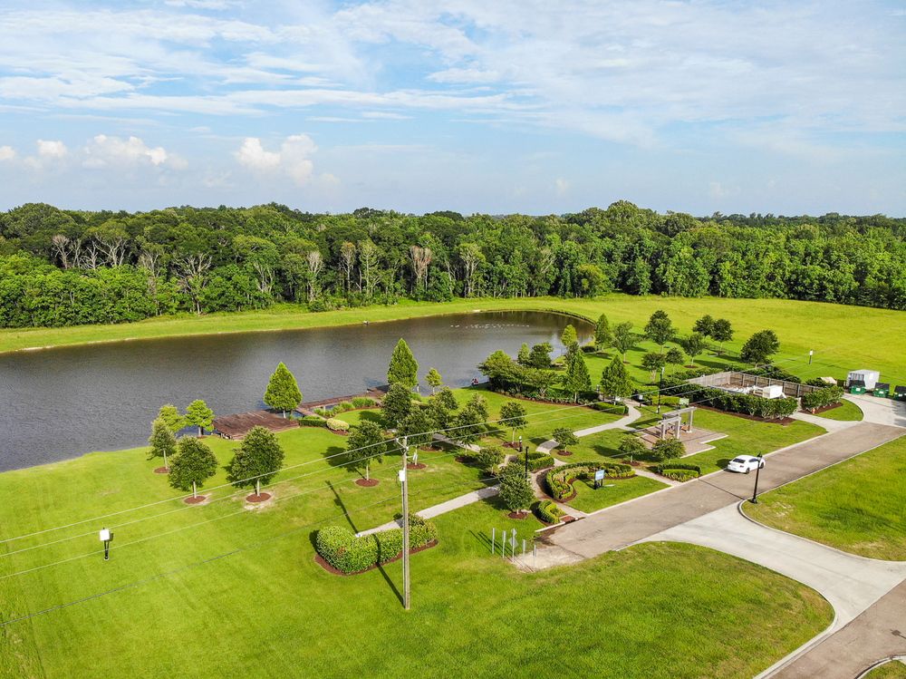 Brand New Retail Suites at Americana: 1110 Americana Blvd, Zachary, LA 70791